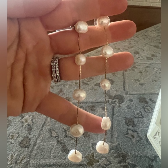 Jewelry - Drop Earrings